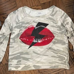 Lauren moshi camo pullover